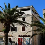 Penthouse & Franci Apartman Pag Town