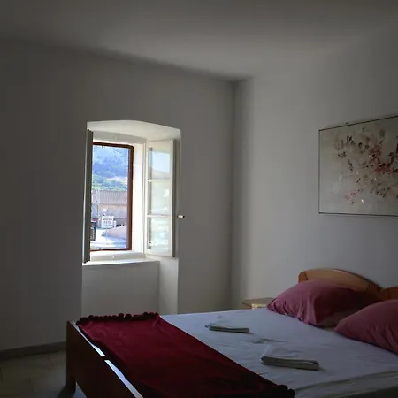 Penthouse&apartment Franci *