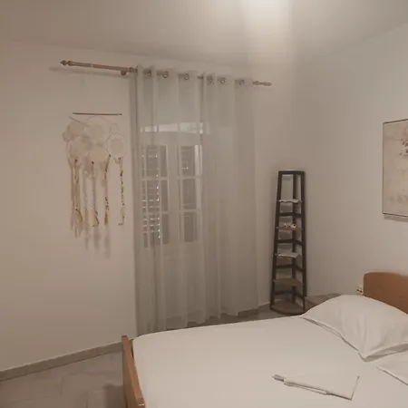 Penthouse & Franci 파그
