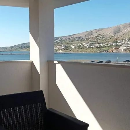 Apartman Penthouse & Franci