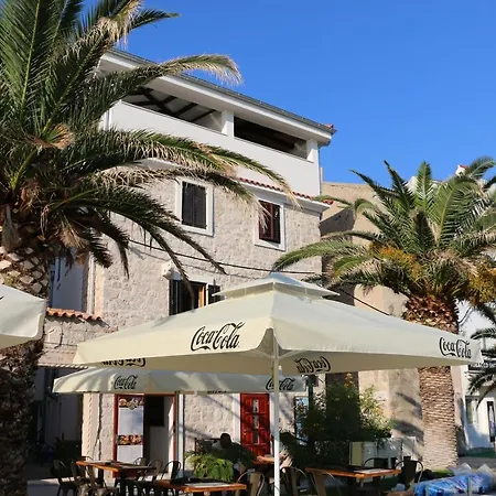 Apartman Penthouse & Franci *