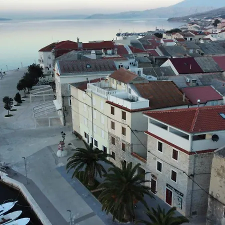 Penthouse & Franci Apartman Pag Town