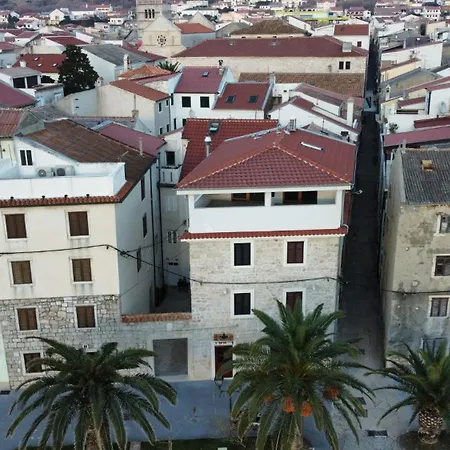Penthouse & Franci Apartman Pag Town