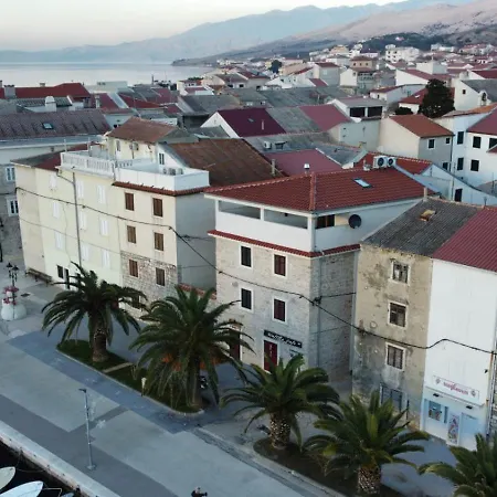 Penthouse & Franci * Pag Town