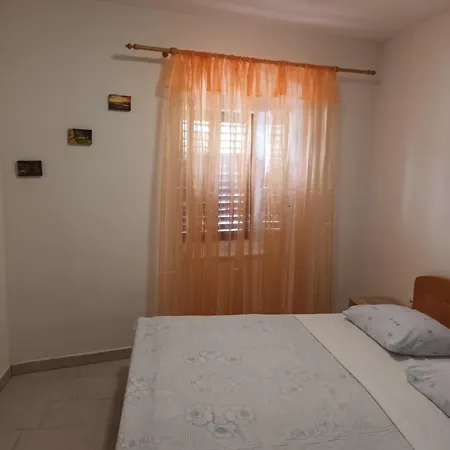 Apartment Penthouse & Franci *